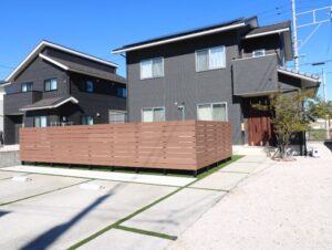 出雲市 外構工事 駐車場拡張後の施工事例